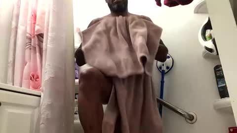 olivertwist1273 online show from 02.19.26