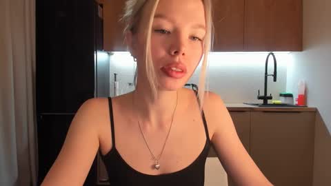 Olivia 3 online show from 01.22.25