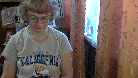 Snapshot of olivia_mia25 chatting on 03.23.26 Olivia Mia online show from 03.23.26