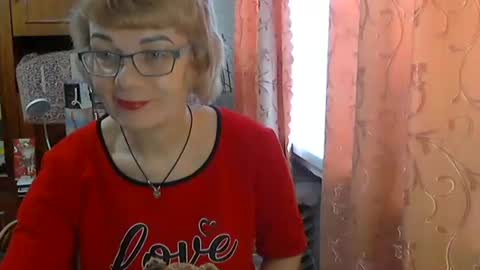 Snapshot of olivia_mia25 chatting on 03.30.26 Olivia Mia online show from 03.30.26