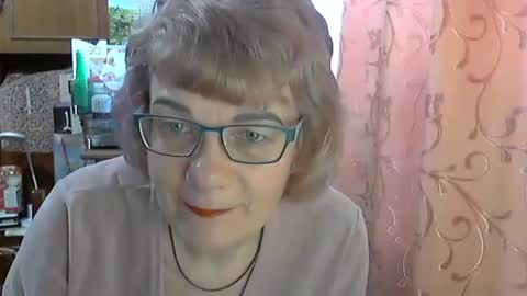 Snapshot of olivia_mia25 chatting on 04.06.26 Olivia Mia online show from 04.06.26