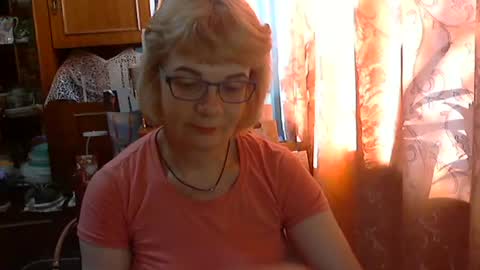Olivia Mia online show from 06.19.26