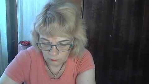 Olivia Mia online show from 07.09.26