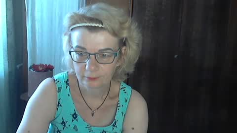 Olivia Mia online show from 07.16.26