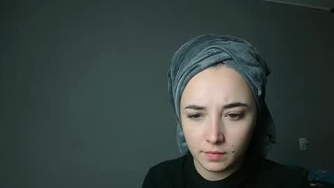 Olivia online show from 11.28.25