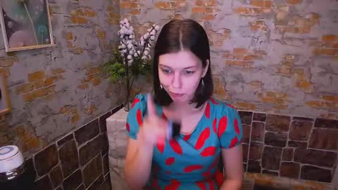 Snapshot of olivia_red_ chatting on 01.21.25 Olivia online show from 01.21.25