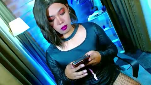 Miss OLIVIA online show from 05.16.26
