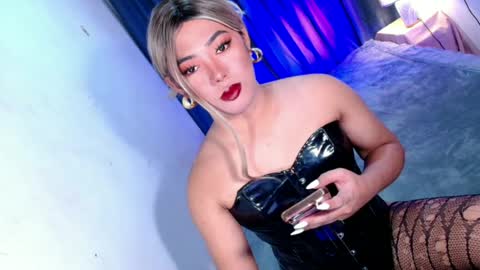 Miss OLIVIA online show from 07.02.26