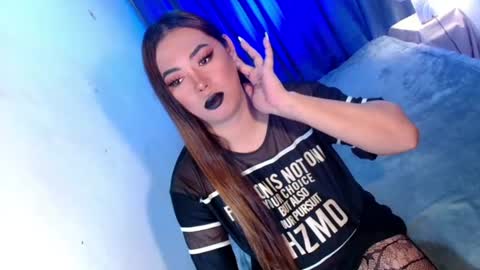 Miss OLIVIA online show from 07.22.26