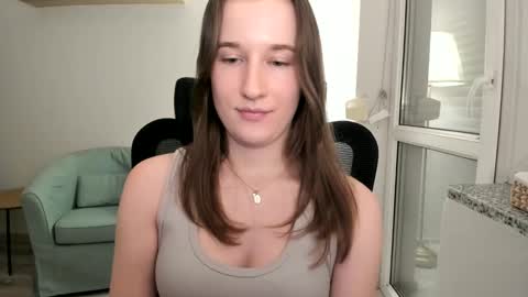 Oliwiaa2004 online show from 12.16.24