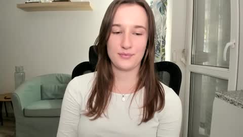 Oliwiaa2004 online show from 12.26.24