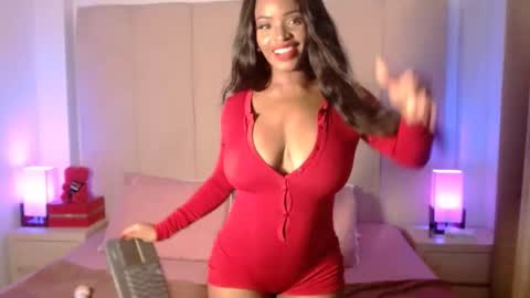 Snapshot of oliviabeneett chatting on 12.19.24 My name is olivia but can you call me Oli online show from 12.19.24