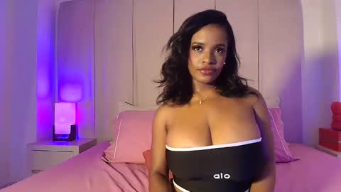 Snapshot of oliviabeneett chatting on 09.29.25 My name is olivia but can you call me Oli online show from 09.29.25