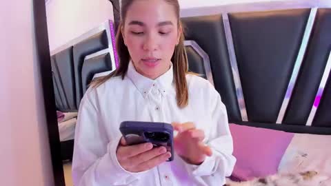 OLIV online show from 02.28.25