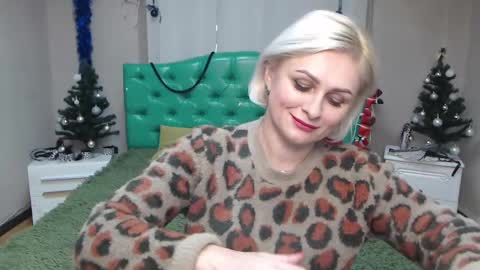 OliviaHorst online show from 12.25.24