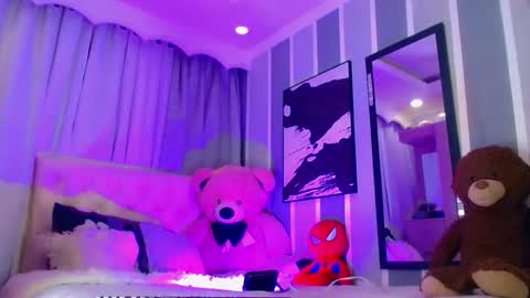 oliviahot01 online show from 05.29.26