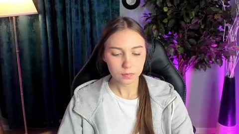 olivialangs online show from 03.23.26