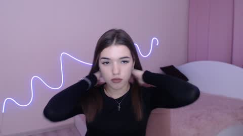 Snapshot of olivialimm chatting on 12.01.24 Olivia online show from 12.01.24