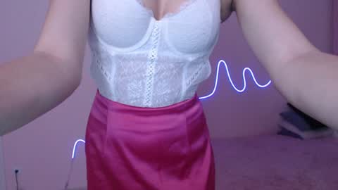 Snapshot of olivialimm chatting on 12.01.24 Olivia online show from 12.01.24