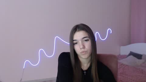 Snapshot of olivialimm chatting on 12.11.24 Olivia online show from 12.11.24
