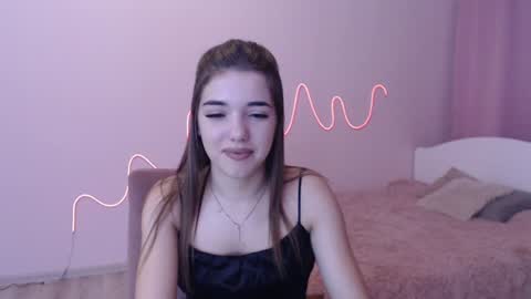Snapshot of olivialimm chatting on 12.24.24 Olivia online show from 12.24.24