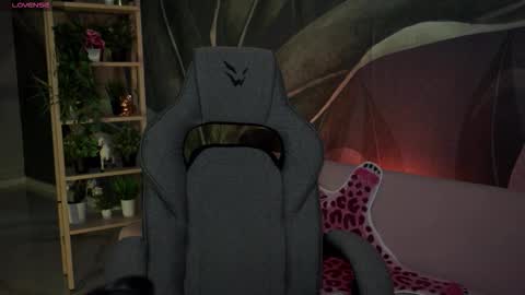 Liv online show from 10.08.25