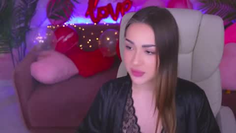 Snapshot of oliviamoore_ chatting on 02.08.26 Olivia online show from 02.08.26