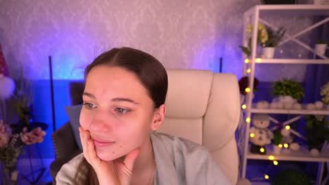 Olivia online show from 01.17.25