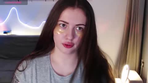 Snapshot of ollie_jamess chatting on 11.21.25 ollie_jamess online show from 11.21.25