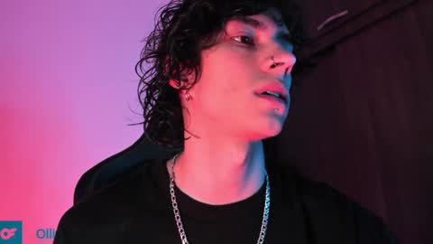 Snapshot of olliver___y chatting on 12.15.24 online show from 12.15.24