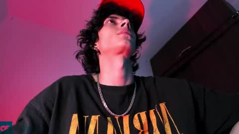 Snapshot of olliver___y chatting on 02.24.25 online show from 02.24.25