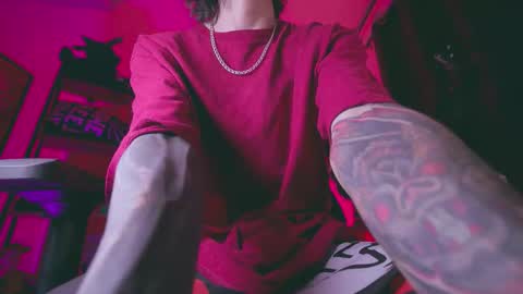 Snapshot of olliver___y chatting on 02.17.26 online show from 02.17.26