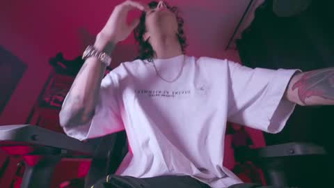 Snapshot of olliver___y chatting on 03.03.26 online show from 03.03.26