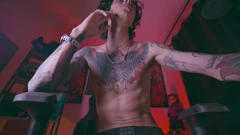 Snapshot of olliver___y chatting on 03.16.26 online show from 03.16.26