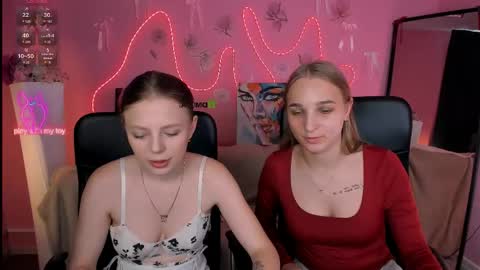Snapshot of ollivia_dream chatting on 05.22.26 Ollivia online show from 05.22.26
