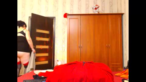 Snapshot of olvia7985 chatting on 02.28.25 olvia online show from 02.28.25