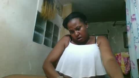 olyvienne90 online show from 11.28.25