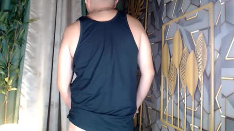 Snapshot of omar_asianfuck chatting on 11.22.25 omar_asianfuck online show from 11.22.25