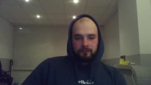 Snapshot of omgwhereim chatting on 01.10.25 omgwhereim online show from 01.10.25