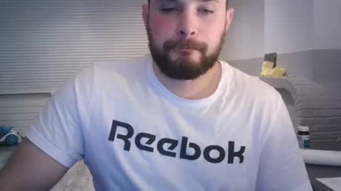 Snapshot of omgwhereim chatting on 01.21.25 omgwhereim online show from 01.21.25