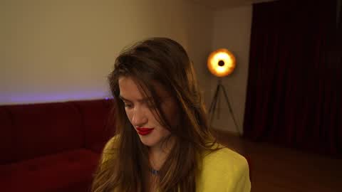 Snapshot of omiliver chatting on 01.13.25    or    online show from 01.13.25