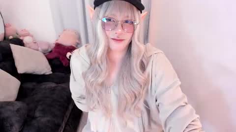 Snapshot of omorimori chatting on 07.23.26 Omori Chan online show from 07.23.26