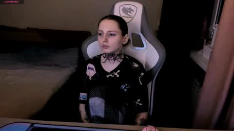 Snapshot of on_yxxx chatting on 12.24.24 on_yxxx online show from 12.24.24