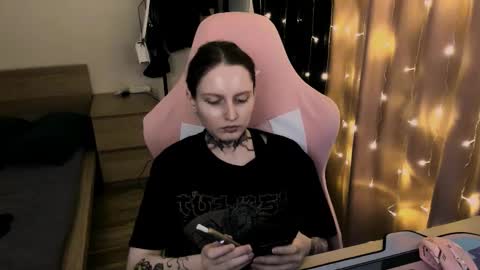 Snapshot of on_yxxx chatting on 10.02.25 on_yxxx online show from 10.02.25