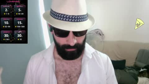 Snapshot of ona_nisme chatting on 05.29.26 ona nisme online show from 05.29.26