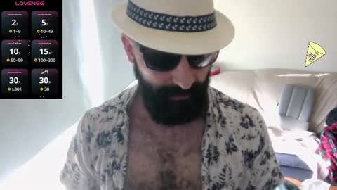 Snapshot of ona_nisme chatting on 06.29.26 ona nisme online show from 06.29.26