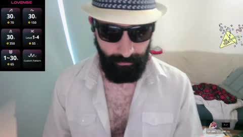 Snapshot of ona_nisme chatting on 07.04.26 ona nisme online show from 07.04.26