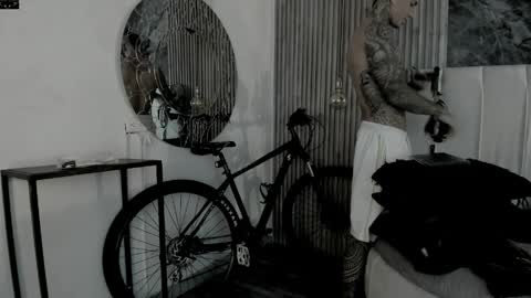 Snapshot of onceagain97_ chatting on 04.04.26 ... online show from 04.04.26