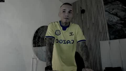 Snapshot of onceagain97_ chatting on 04.10.26 ... online show from 04.10.26