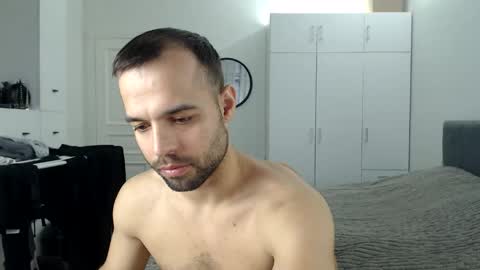 Snapshot of onebestlover chatting on 03.18.26 onebestlover online show from 03.18.26